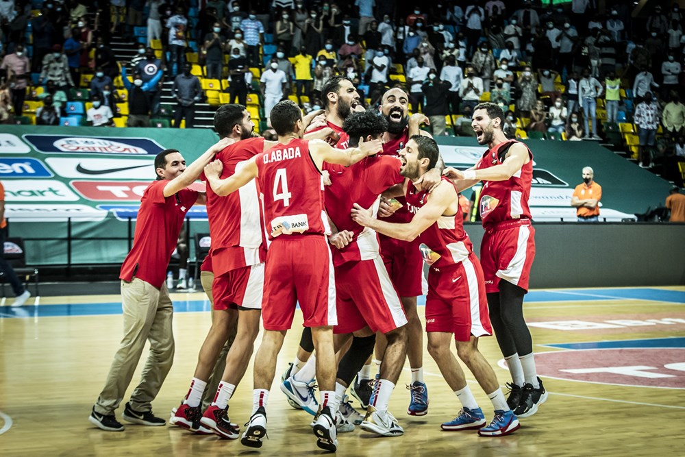 Afrobasket 2021: la Tunisie bat la Côte d’Ivoire et reste sur le toit de l’Afrique !