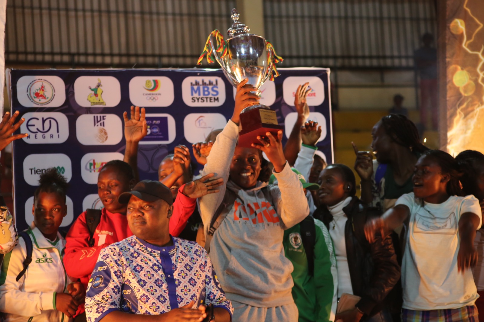 Cameroun : Fap en dames et Nziko en messieurs, vainqueurs de la Super coupe de handball