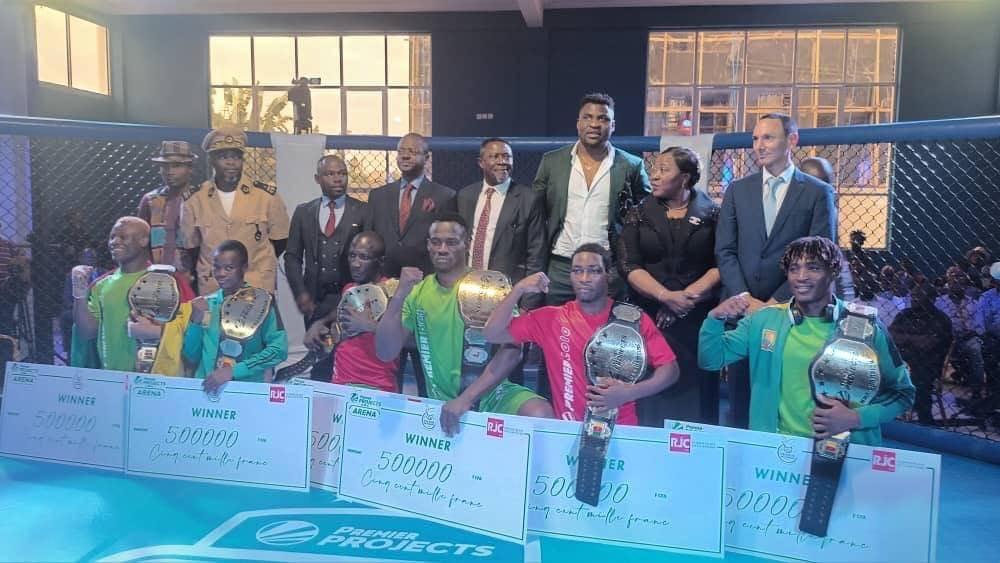 MMA: Francis Ngannou inaugure son centre d’entrainement au Cameroun