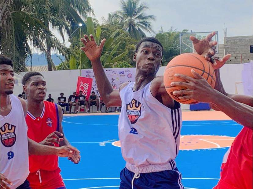 Basketball : De belles empoignades à l’ouverture du tournoi Serge Ndiaye